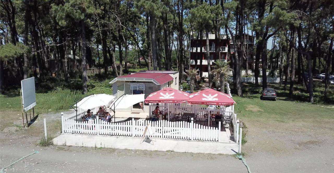Guest House Guriani Grigoleti Bagian luar foto